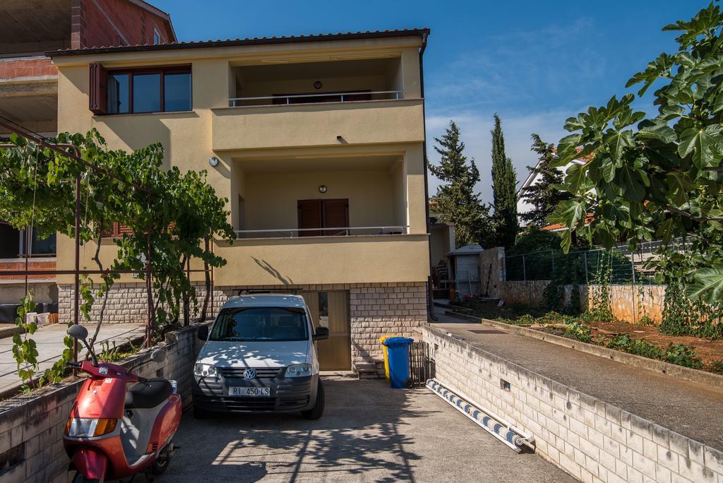 Apartman Slavko クルク エクステリア 写真